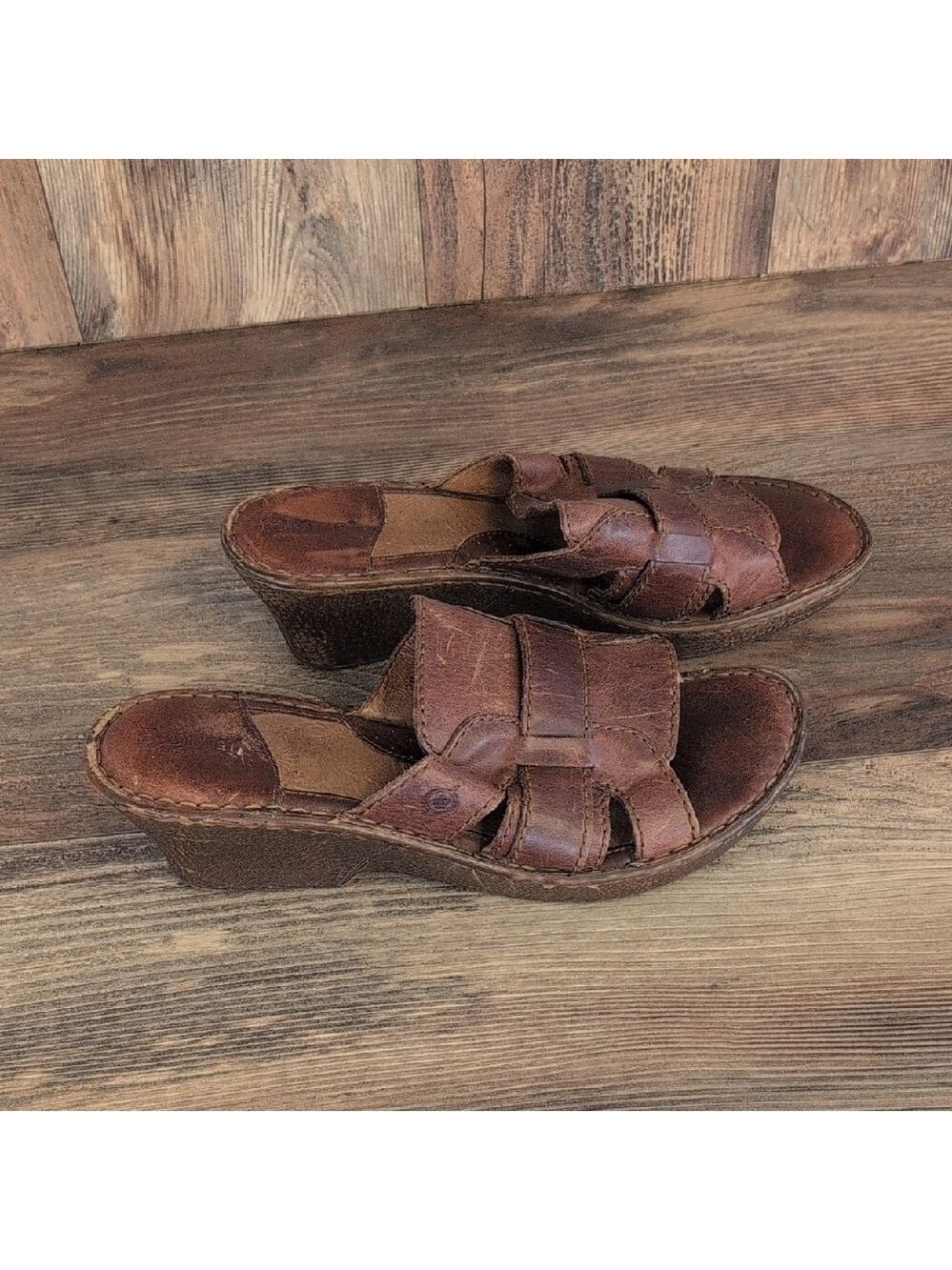 Born Weathered Rustic Brown Leather Sandals 11/43 C171